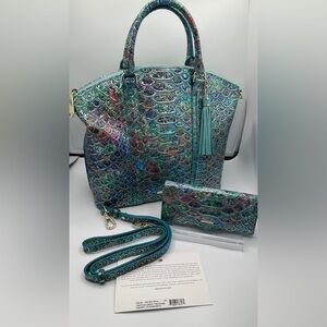 Brahmin frisky large duxbury and Veronica wallet. Like new condition